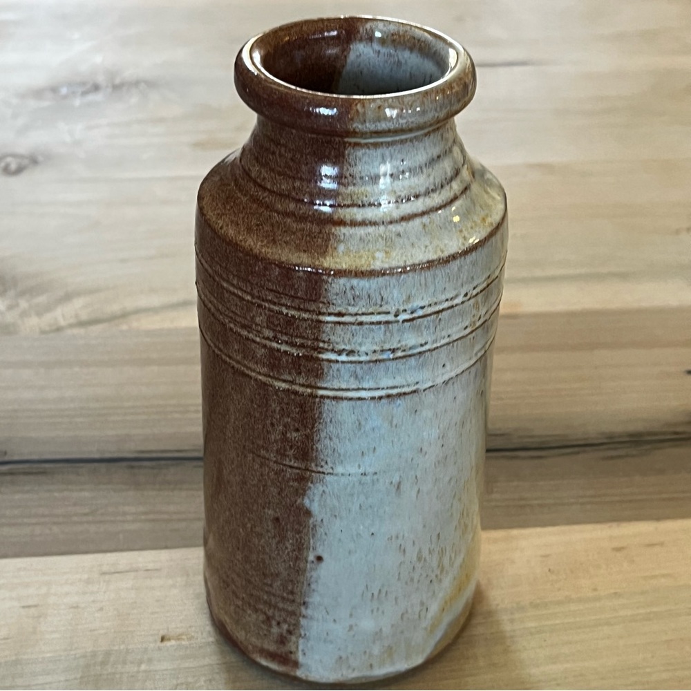 John Hesselberth studio pottery neutral cream brown vase